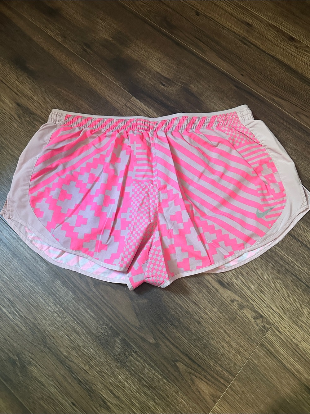 Nike Women's Pink Patterned Athletic Shorts